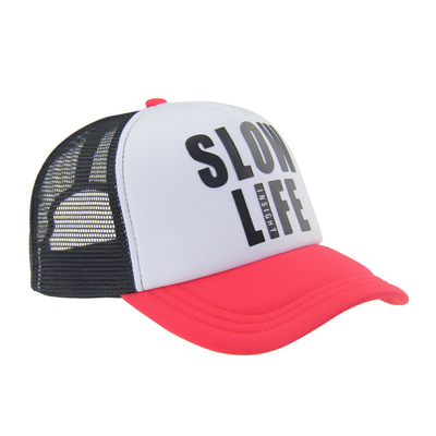 Cappello da camionista 100% in poliestere a due toni con logo stampato in 3D sul davanti
