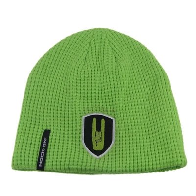 Cappelli con cappuccio in acrilico a maglia Skully Cappelli con cappuccio ricamati Logo con patch tessuto