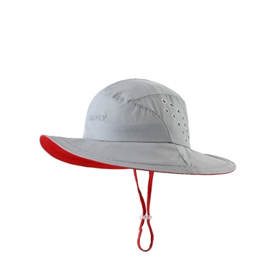 Cappelli da pescatore a spirale e a spirale larga