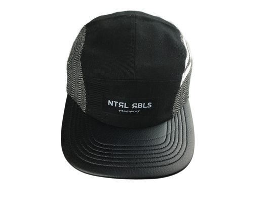 Cappelli da campo di 5 pannelli alla moda con visore PU piatto e logo dell'etichetta tessuta