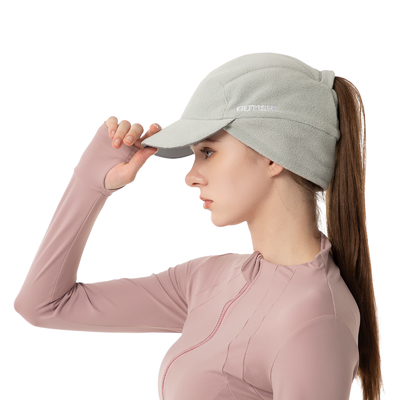 Cappello a coda di cavallo di lana per donne Cappello invernale riflettente con scalda orecchie