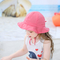 Gli ampi bambini del bordo del bambino giocano il cappello con la falda Chin Strap Sun Hat del collo